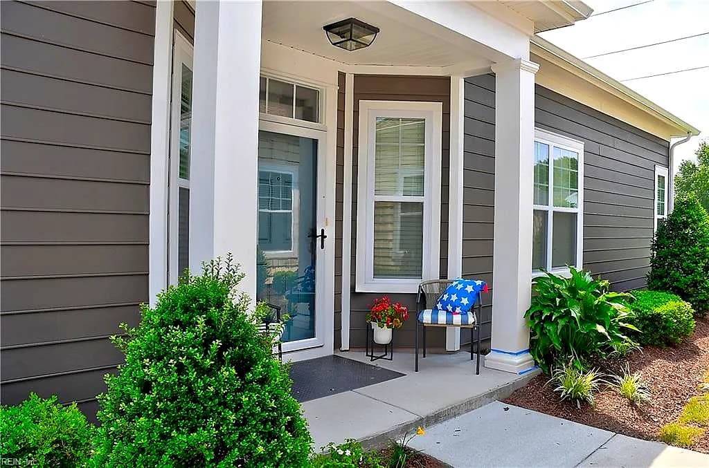 419 Heartfield DR, CHESAPEAKE VA 23322 - Photo 3