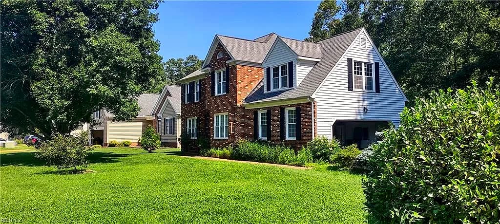 110 Liberty DR, YORKTOWN VA 23693 - Photo 2