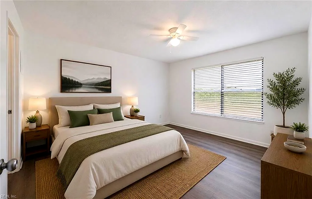 149 Windsor Castle DR #E, Newport News — 2 bed Residential, 985 sqft
