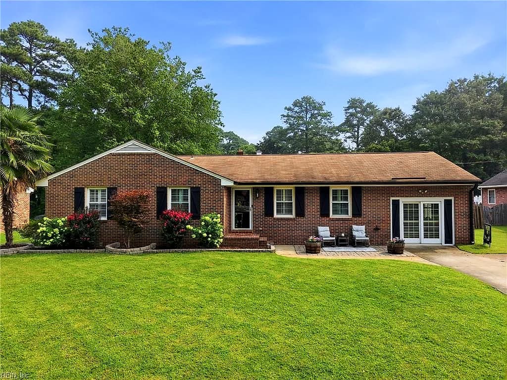 2813 Meadow Wood E DR, CHESAPEAKE VA 23321 - Main photo