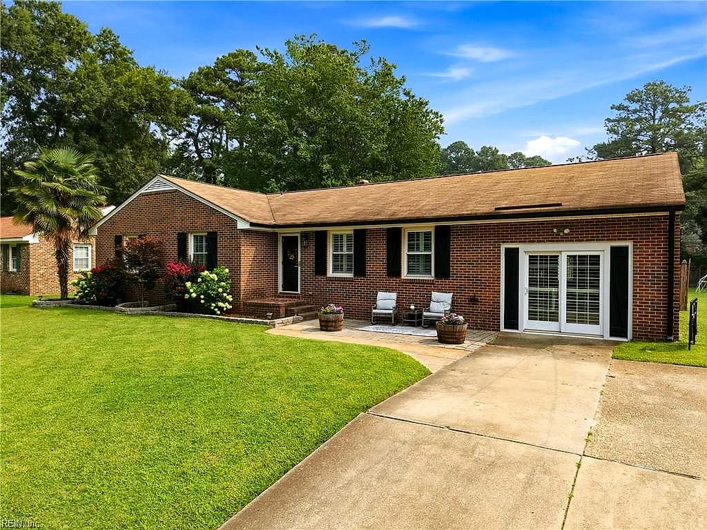 2813 Meadow Wood E DR, CHESAPEAKE VA 23321 - Photo 3