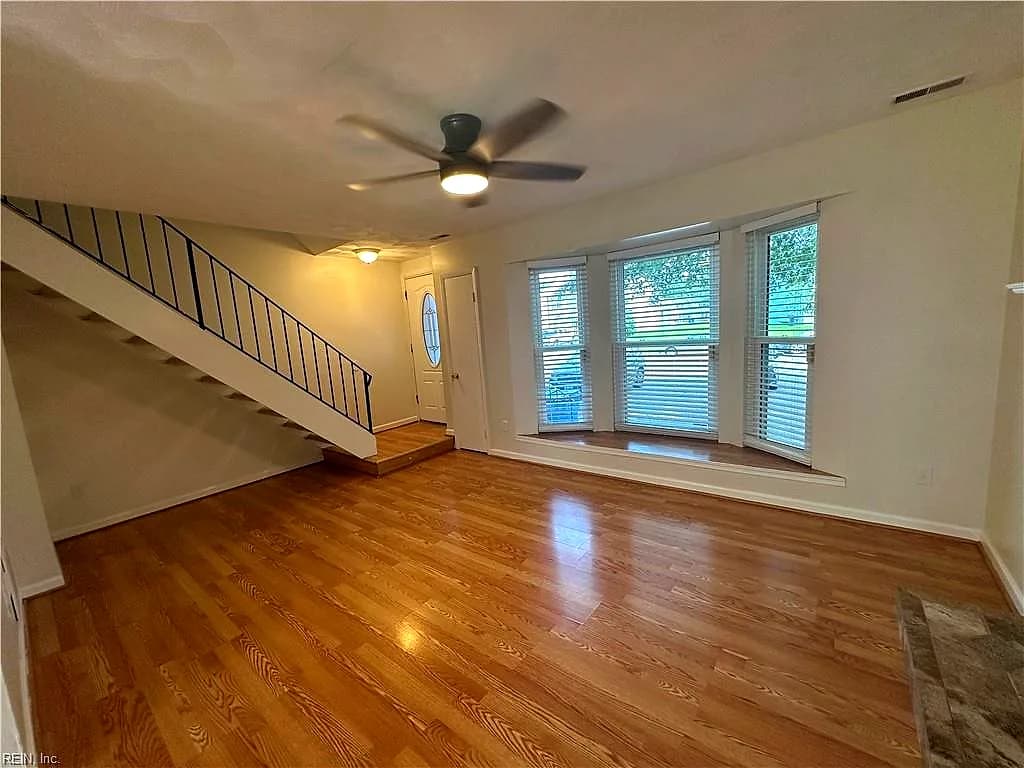 3590 Windmill DR, VIRGINIA BEACH VA 23453 - Photo 4