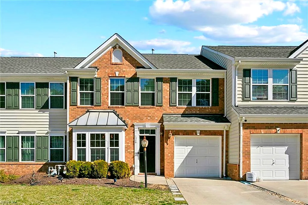 126 Brock ST, YORKTOWN VA 23690