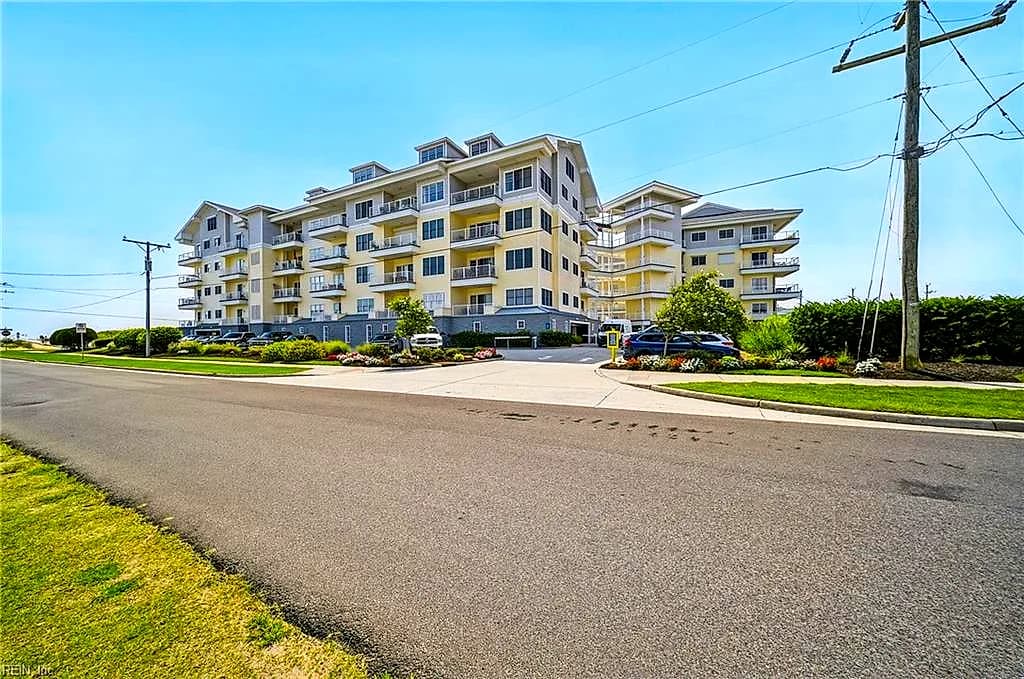 204 Sandbridge RD #302, VIRGINIA BEACH VA 23456 - Photo 5