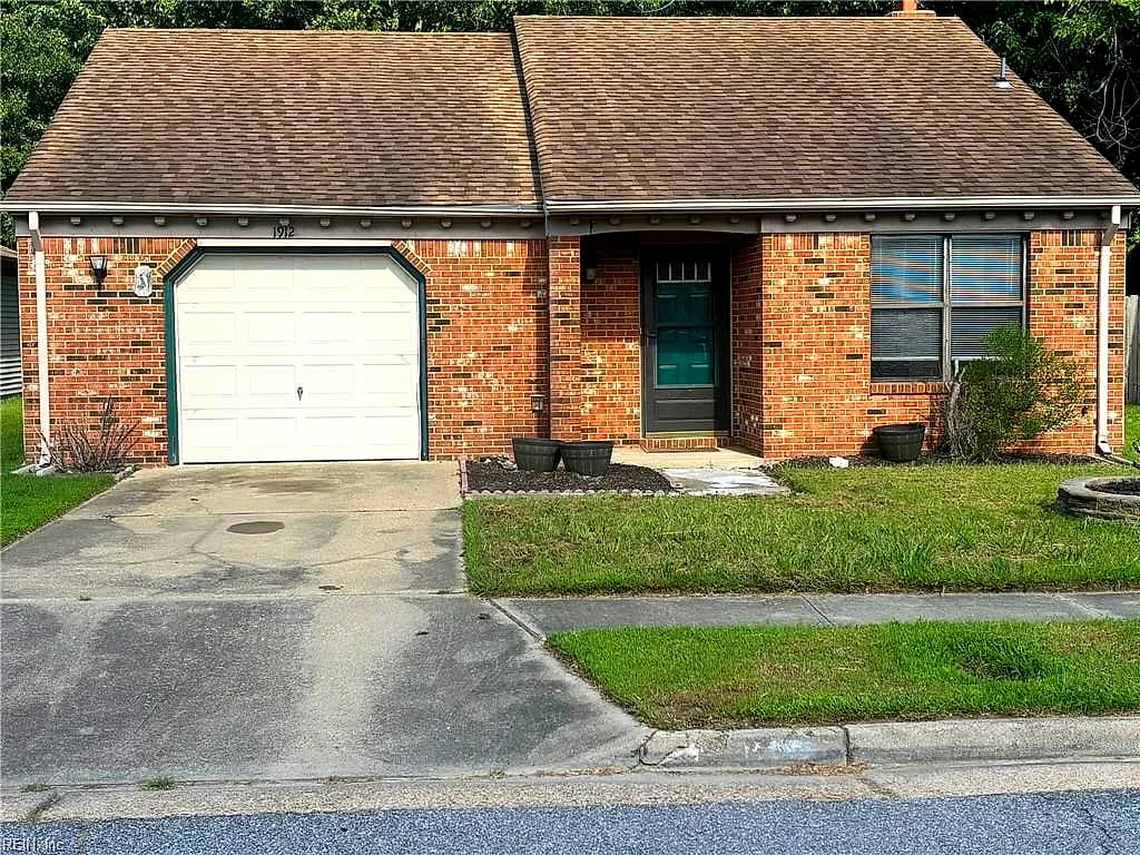 1912 Tibbetstown DR, VIRGINIA BEACH VA 23454 - Main photo