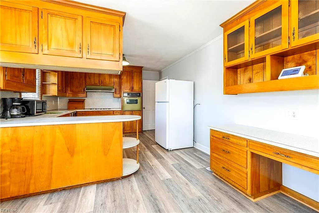303 Miles CIR, EMPORIA VA 23847 - Photo 5