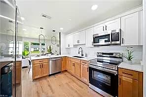 1528 morgan DR, HAMPTON VA 23663 - Photo 4