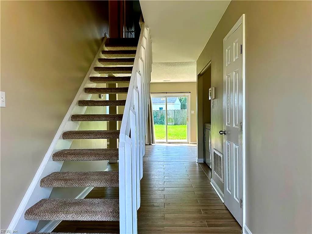 3845 Tiffany LN, VIRGINIA BEACH VA 23456 - Photo 5