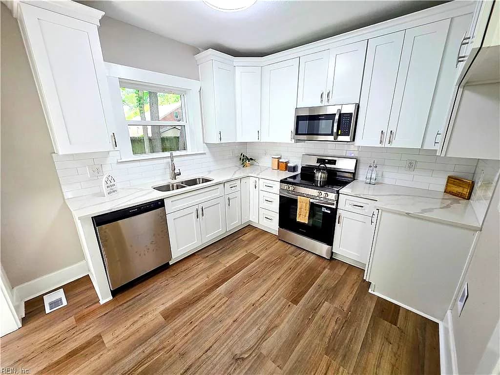 3615 Radford ST, NORFOLK VA 23513 - Photo 2