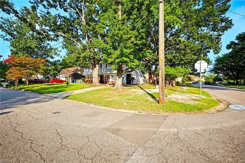 5948 Greenwich Ave AVE, NORFOLK VA 23502 - Photo 5