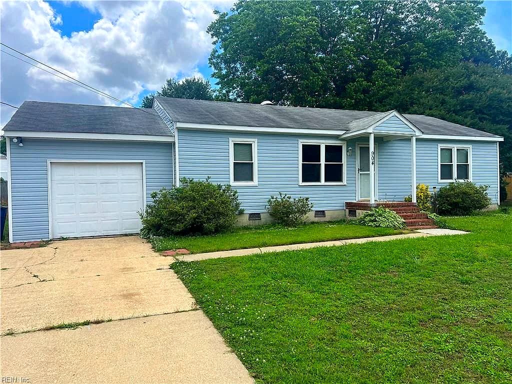 904 Wilson RD, SMITHFIELD VA 23430 - Main photo