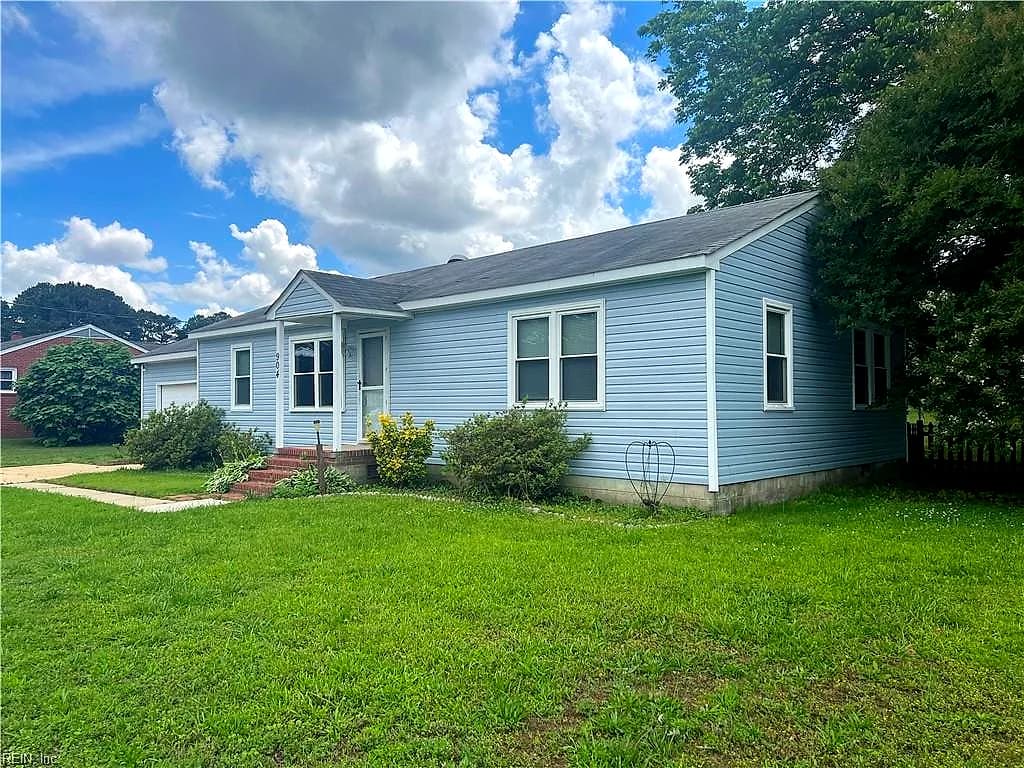 904 Wilson RD, SMITHFIELD VA 23430 - Photo 5