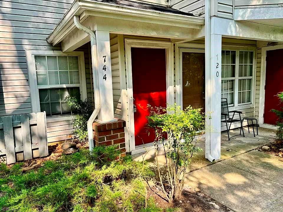 744 Drift Tide DR, VIRGINIA BEACH VA 23464 - Main photo