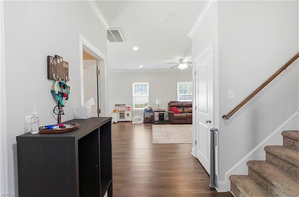 8324 Hudgins CIR, SUFFOLK VA 23436 - Photo 5
