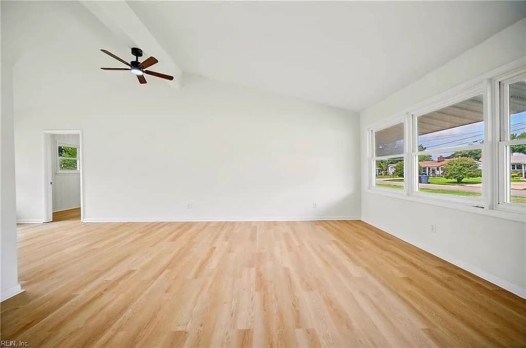 2676 Powell CIR, CHESAPEAKE VA 23323 - Photo 4