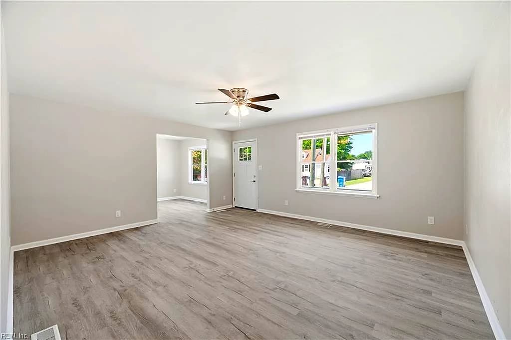 4141 3rd ST, CHESAPEAKE VA 23324 - Photo 4