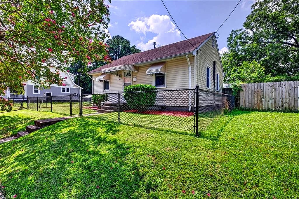 2425 Grandy AVE, NORFOLK VA 23509 - Photo 3