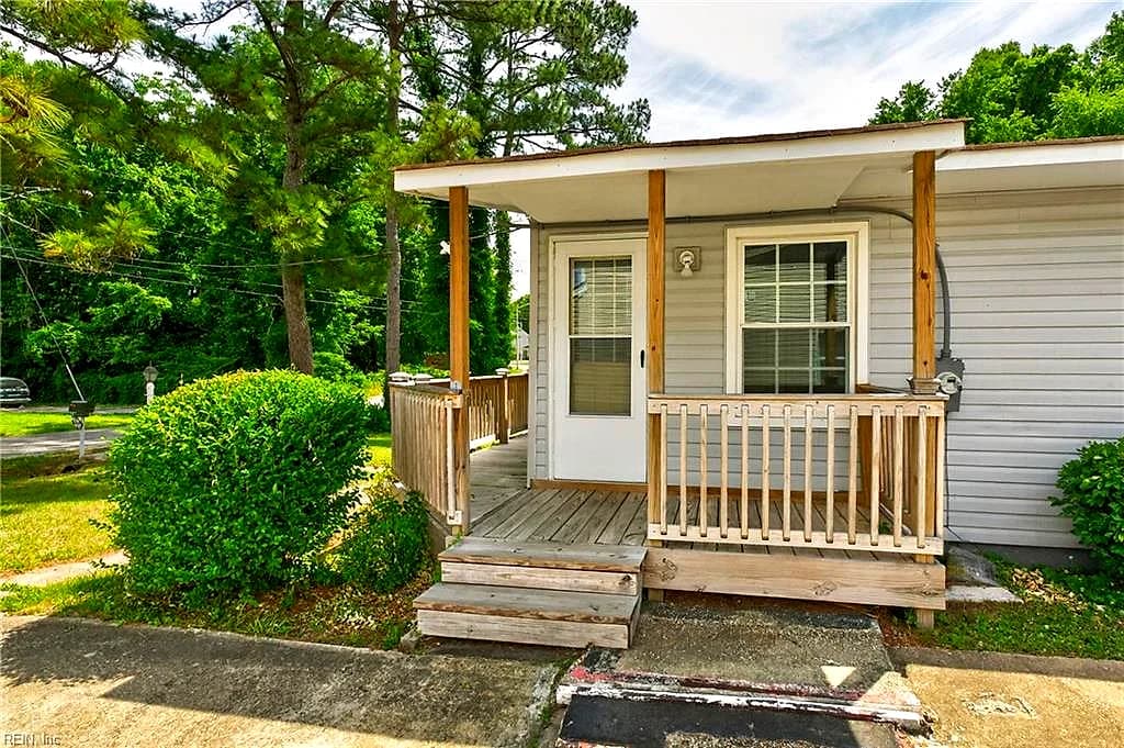 5001 Clifton ST, CHESAPEAKE VA 23321 - Photo 5
