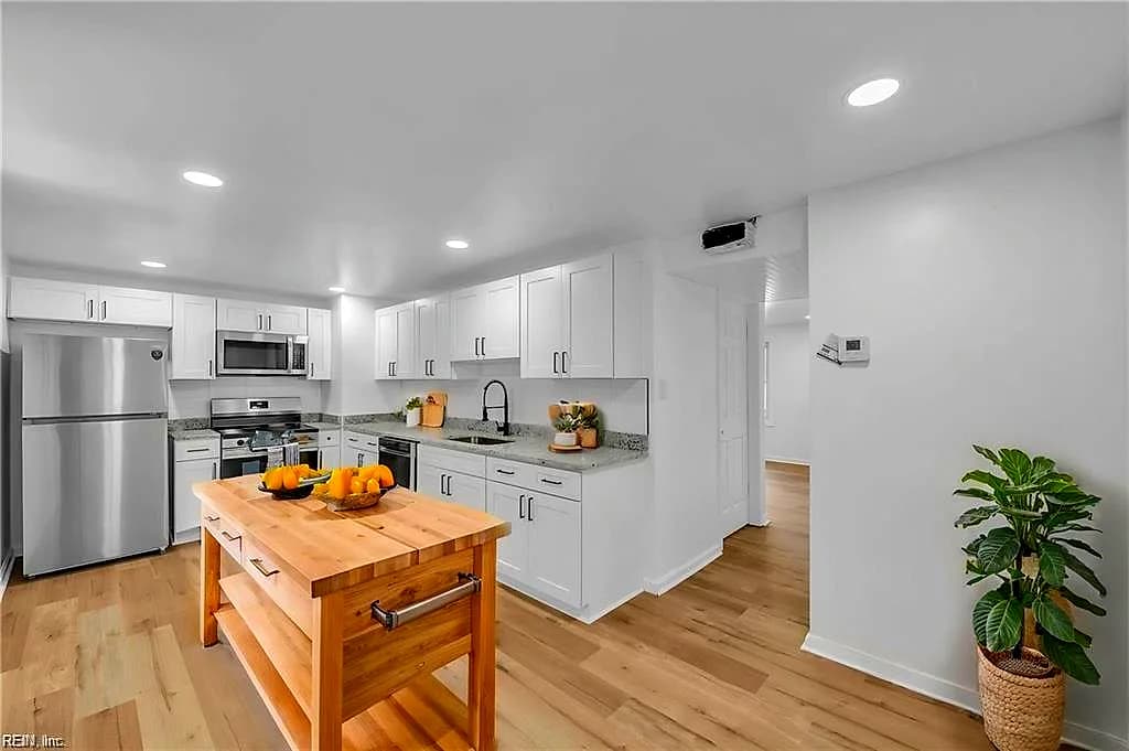 2319 Andrews Boulevard BLVD, HAMPTON VA 23663 - Photo 4