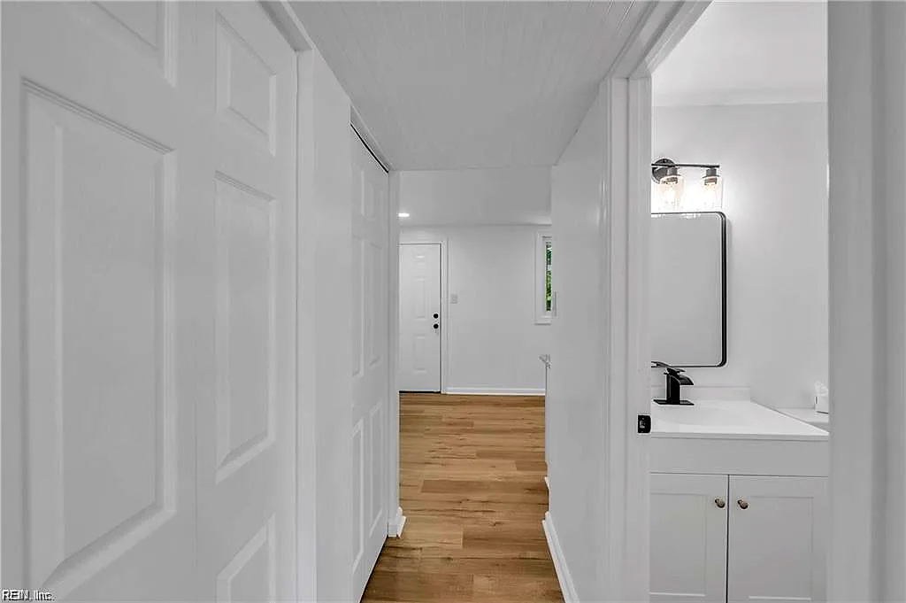 2319 Andrews Boulevard BLVD, HAMPTON VA 23663 - Photo 5