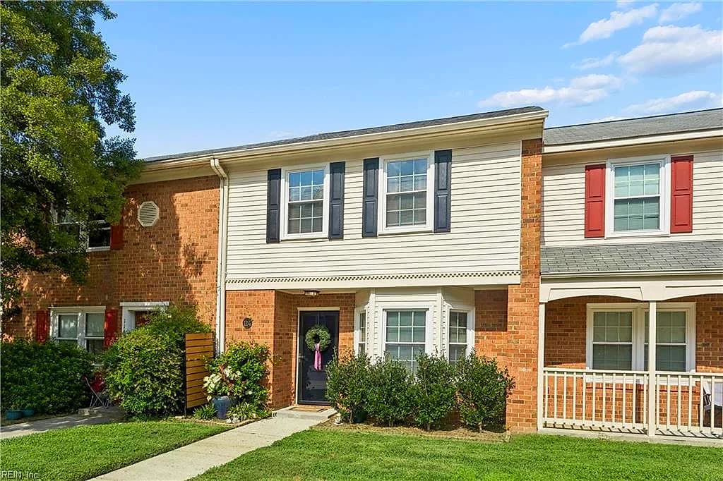 114 Choisy CRES, YORKTOWN VA 23692 - Photo 3