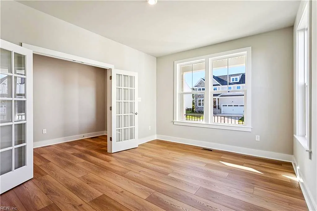 117 Robert Bruce RD, POQUOSON VA 23662 - Photo 4