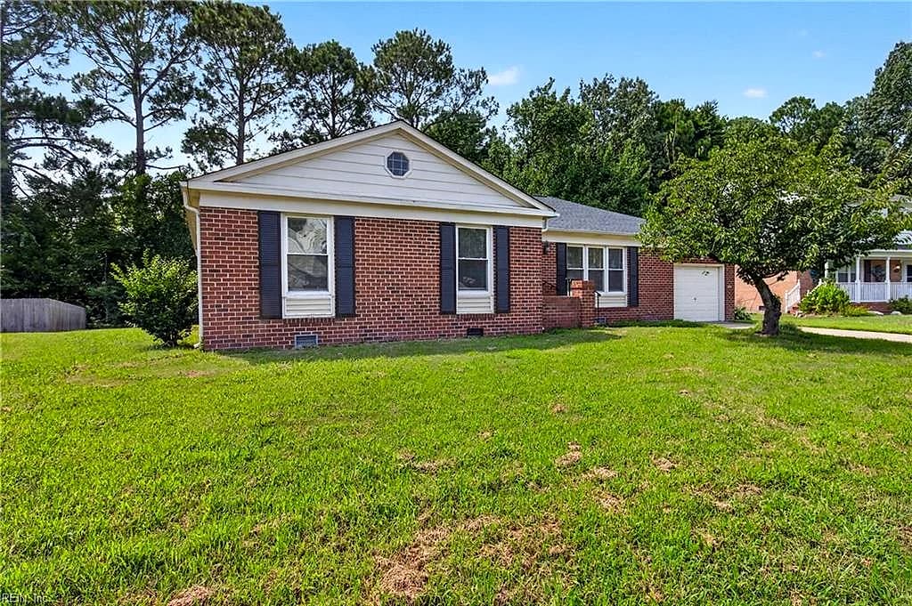 419 Dunham Massie DR, HAMPTON VA 23669 - Photo 4