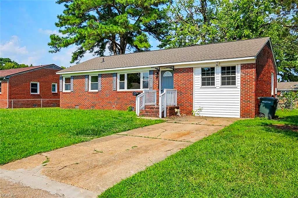 8536 Orcutt AVE, HAMPTON VA 23605 - Main photo