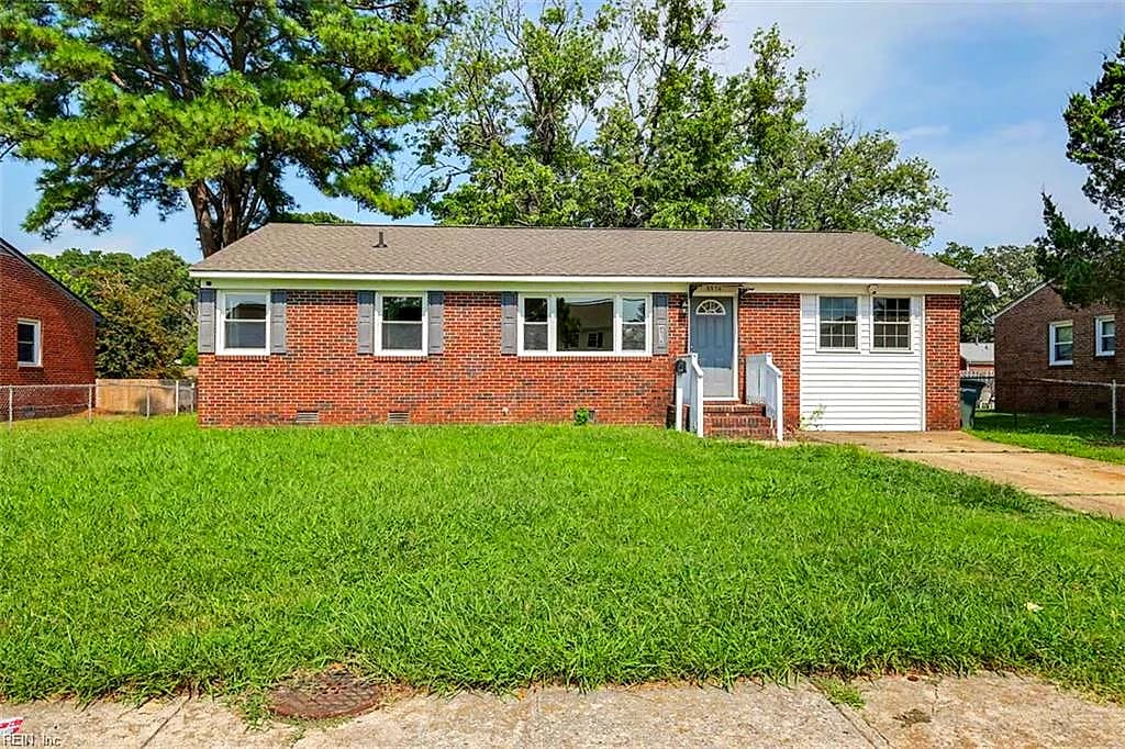 8536 Orcutt AVE, HAMPTON VA 23605 - Photo 3