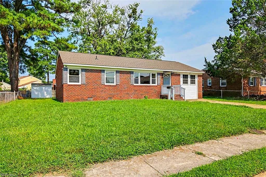 8536 Orcutt AVE, HAMPTON VA 23605 - Photo 4