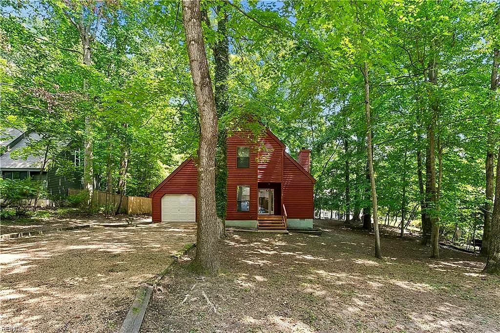 128 Sharps RD, WILLIAMSBURG VA 23188 - Photo 3