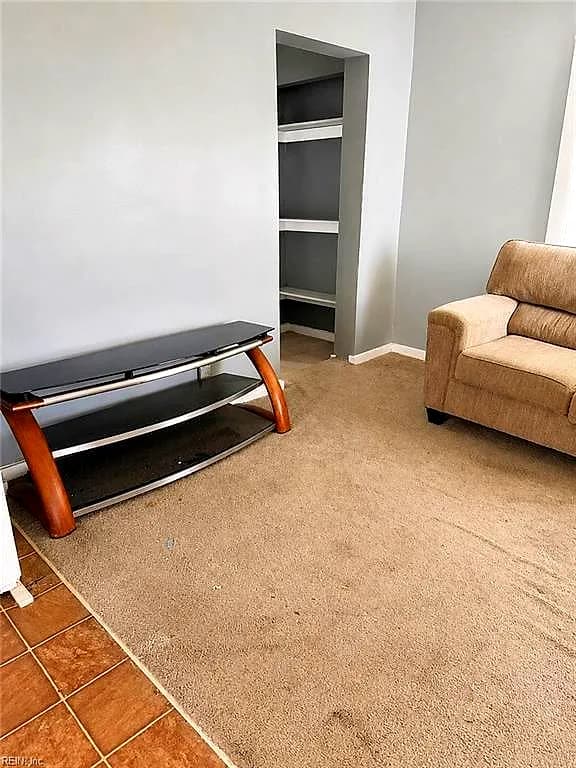 2420 Middle Ave AVE, NORFOLK VA 23504 - Photo 4