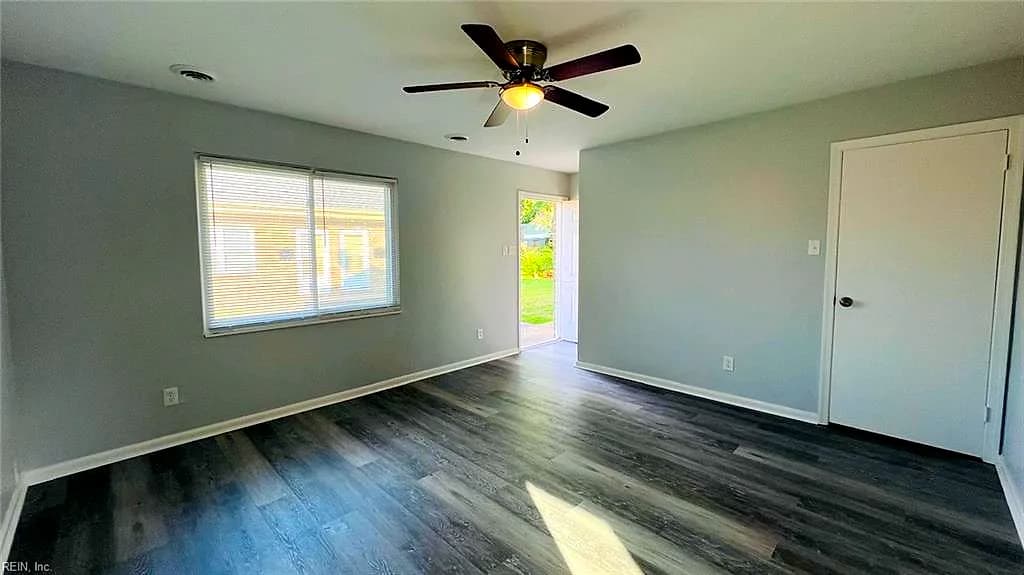 3747 S Cape Henry AVE #A, NORFOLK VA 23502 - Photo 5
