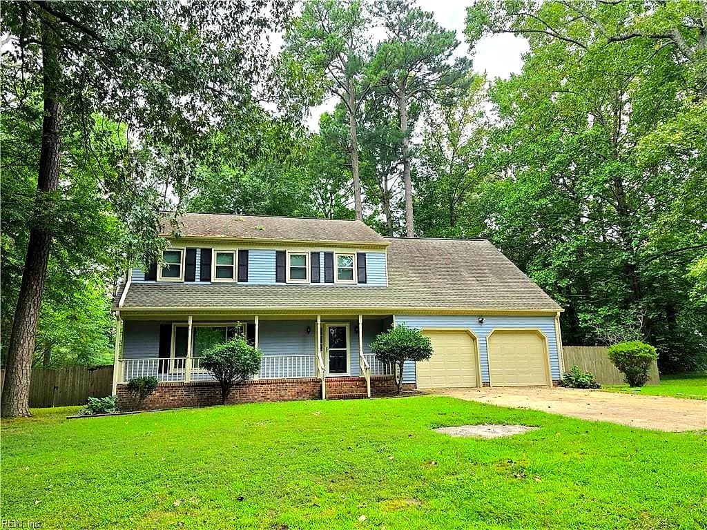 415 Rosewood LN, YORKTOWN VA 23692 - Photo 2