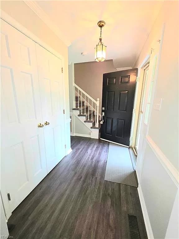 415 Rosewood LN, YORKTOWN VA 23692 - Photo 5