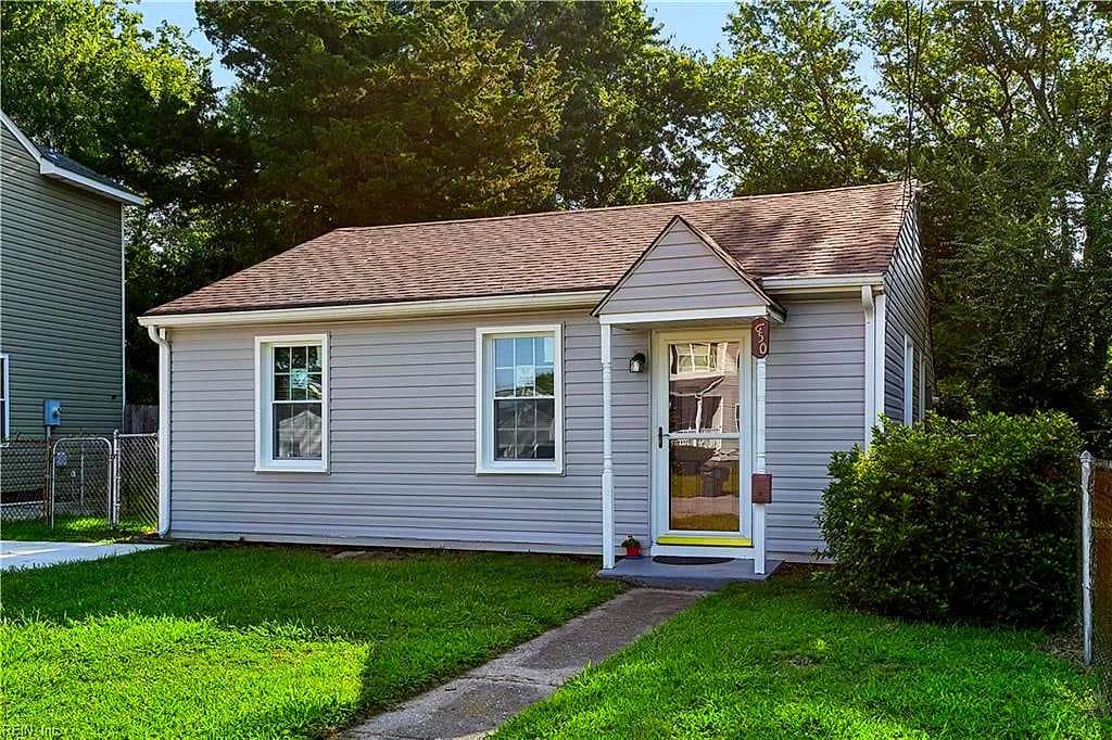 650 Grimes RD, HAMPTON VA 23663 - Main photo