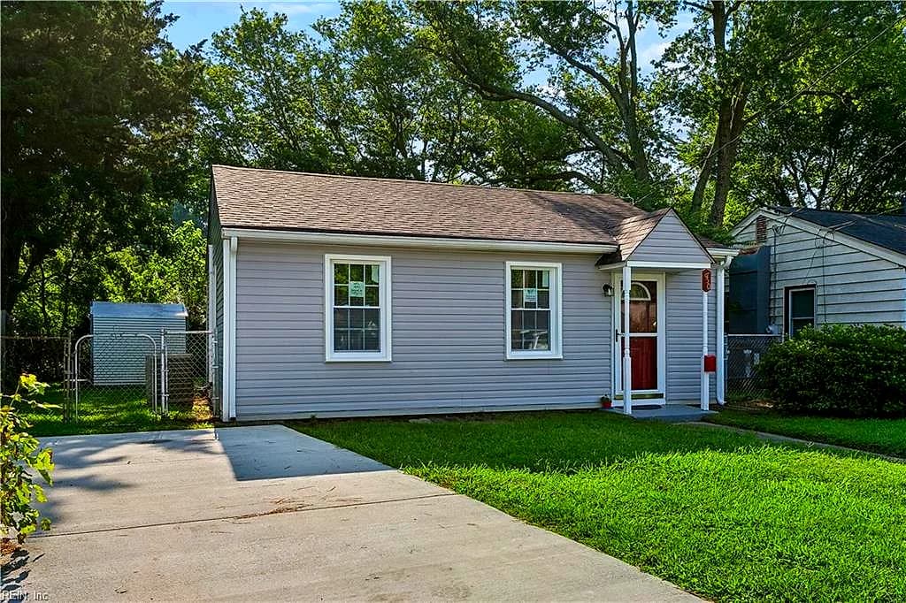 650 Grimes RD, HAMPTON VA 23663 - Photo 3