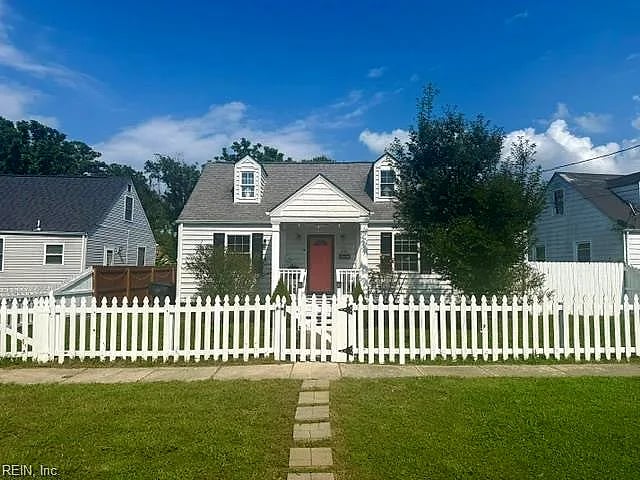 2101 Halifax AVE, PORTSMOUTH VA 23707