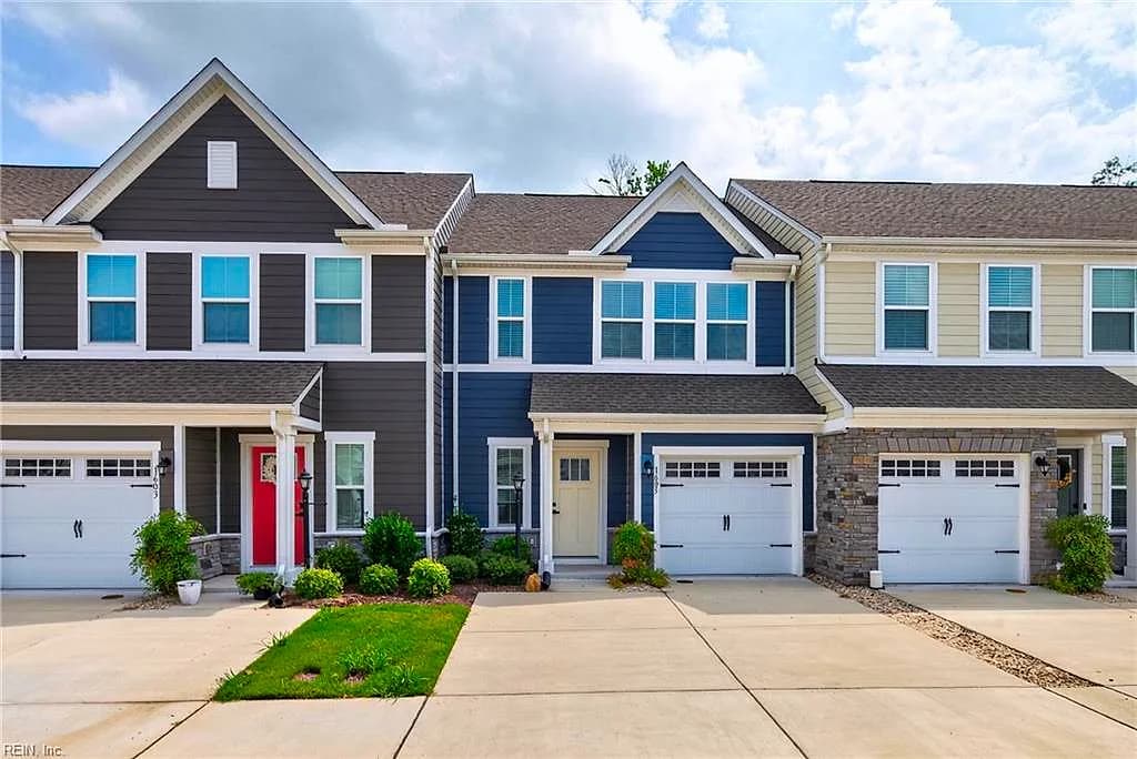 1605 Redwing ARCH, CHESAPEAKE VA 23322 - Photo 2