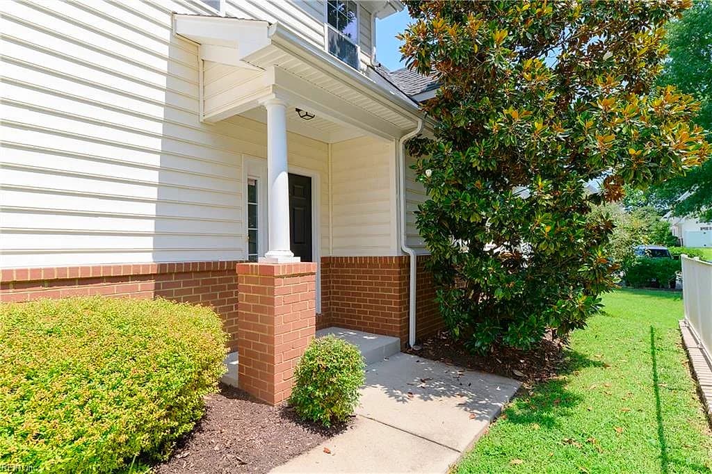 1602 Rustads CIR, WILLIAMSBURG VA 23185 - Photo 3