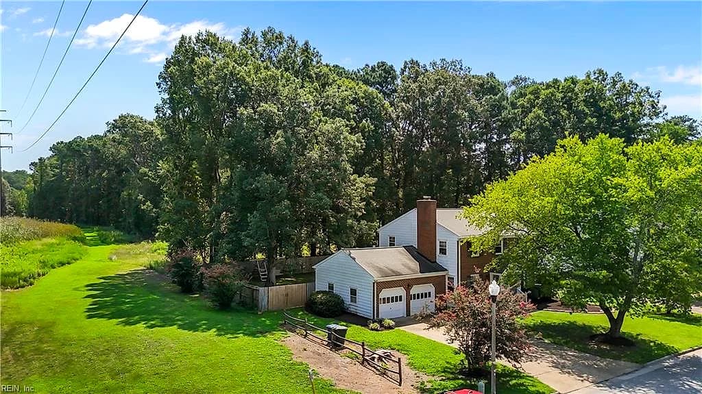 760 Village Green PW, NEWPORT NEWS VA 23602 - Photo 2