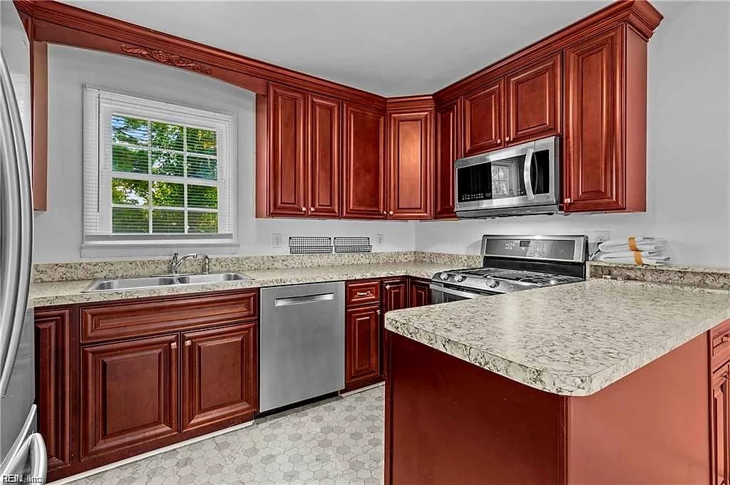 735 Bold ST, PORTSMOUTH VA 23701 - Photo 5