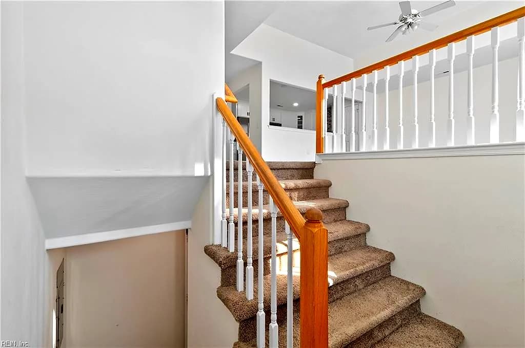 822 Point WAY, VIRGINIA BEACH VA 23462 - Photo 5