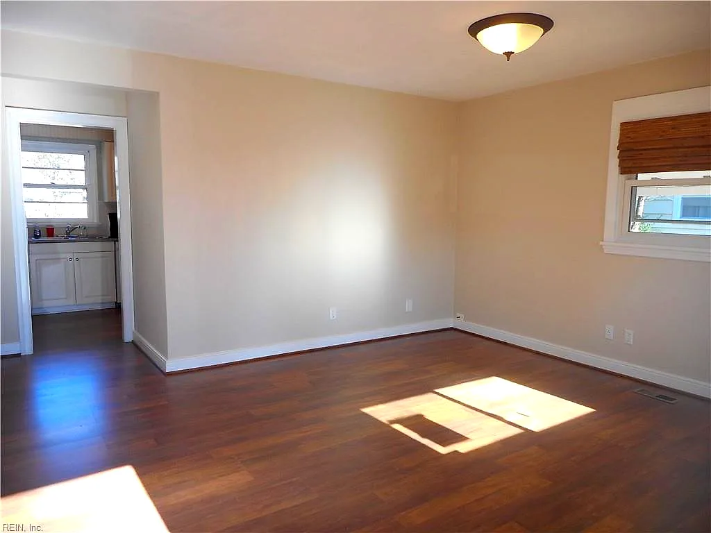1208 Montague St ST, NORFOLK VA 23518 - Photo 3