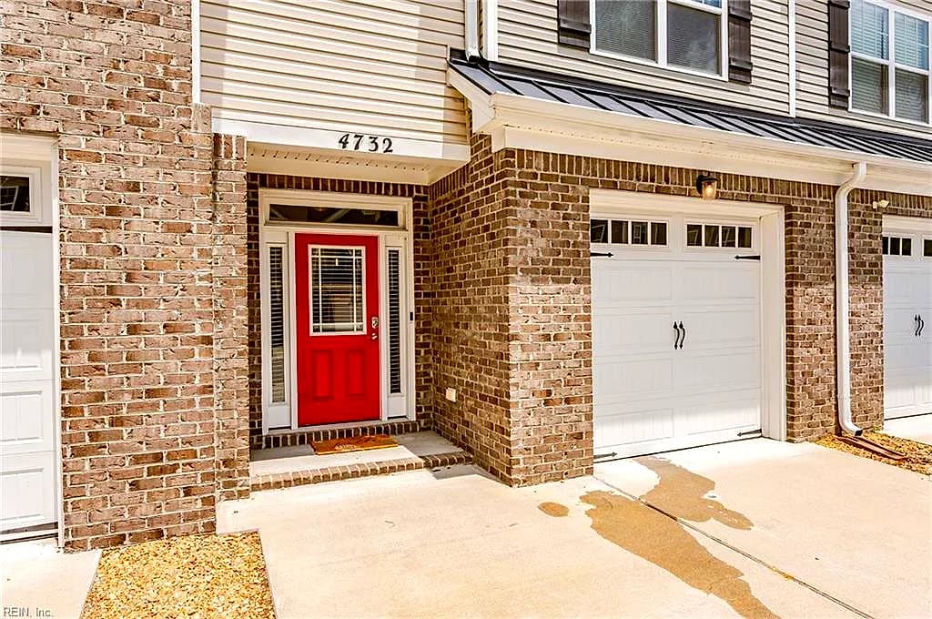 4732 Kilby DR, VIRGINIA BEACH VA 23456 - Main photo