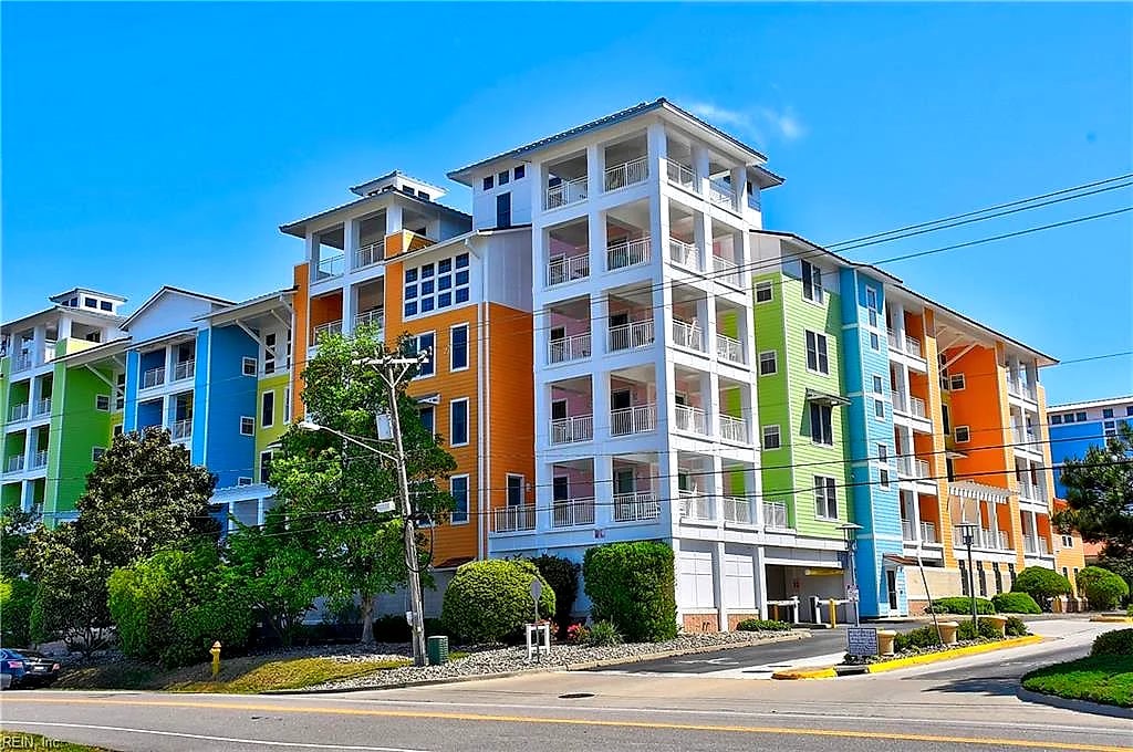 3700 Sandpiper Rd NONE #314, VIRGINIA BEACH VA 23456
