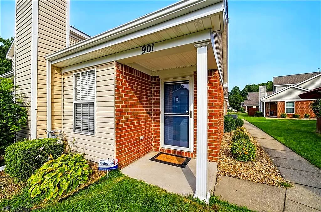 901 Pine Mill CT, NEWPORT NEWS VA 23602 - Photo 3