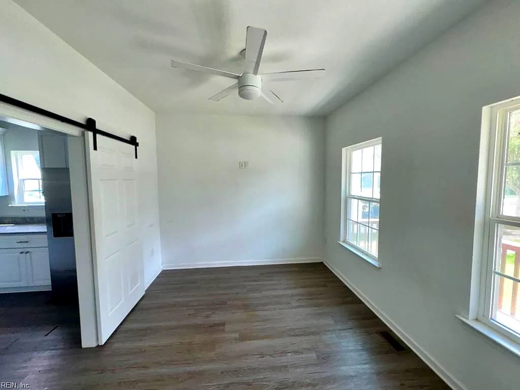 232 Glendale AVE, NORFOLK VA 23505 - Photo 4