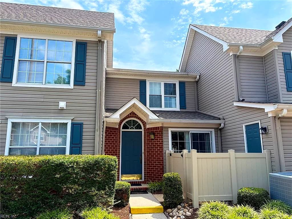 3837 Lasalle DR #109, VIRGINIA BEACH VA 23453 - Photo 2