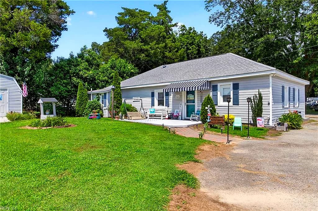 21147 Rescue RD, CARROLLTON VA 23314 - Photo 2